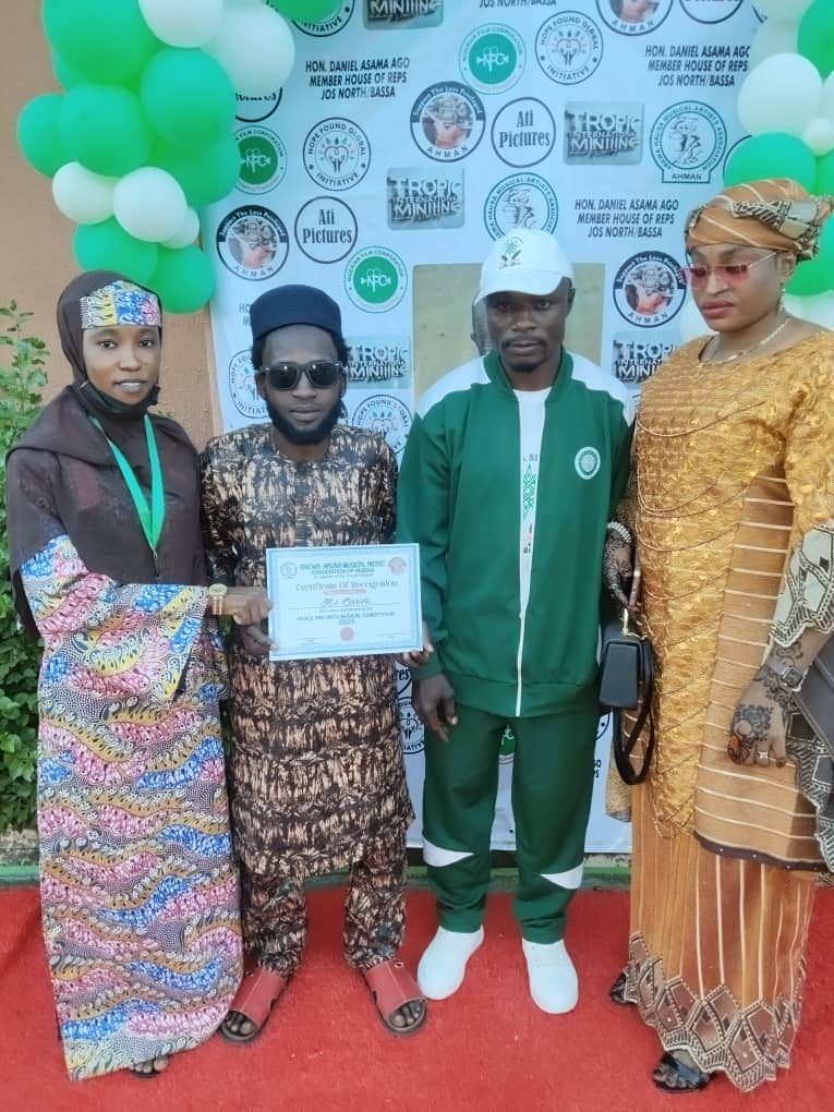 arewa027